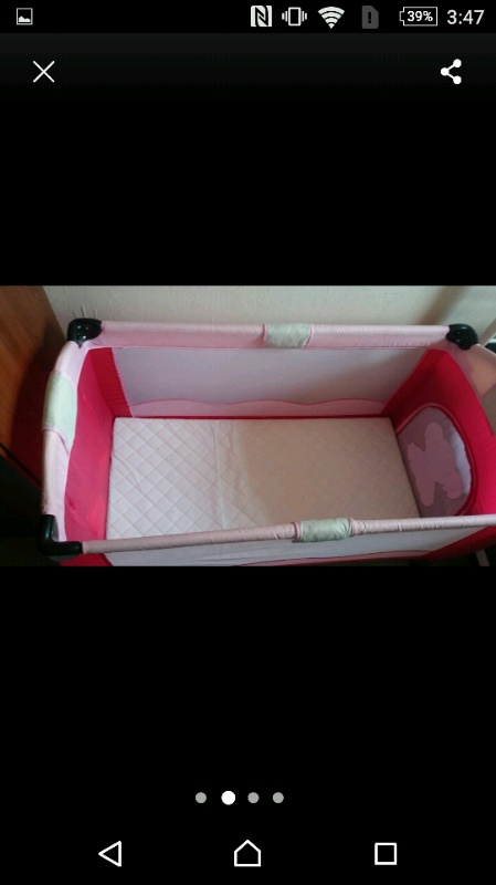 girl travel cot